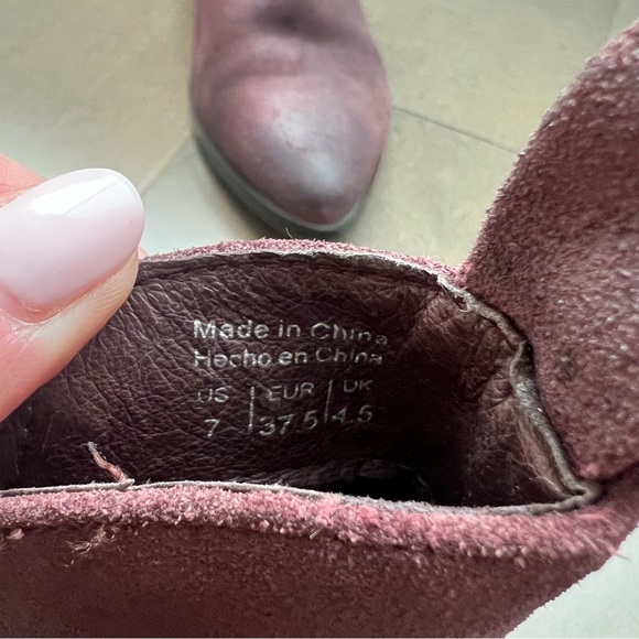 Aldo Eggplant Pointed Toe Booties Size 7 - Picture 8 of 9